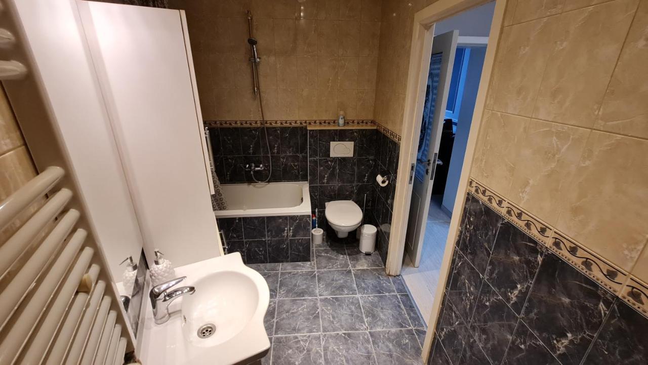 Classy Apartment At European Quarter บรัสเซลส์ ภายนอก รูปภาพ